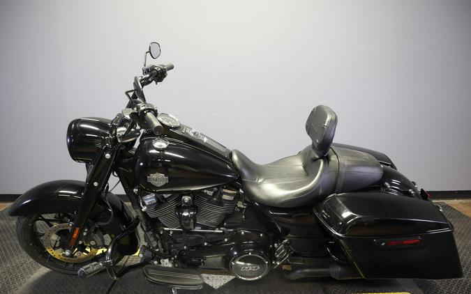 2023 Harley-Davidson Road King Special Vivid Black