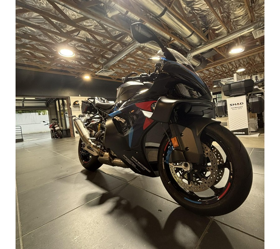 2026 BMW M 1000 RR