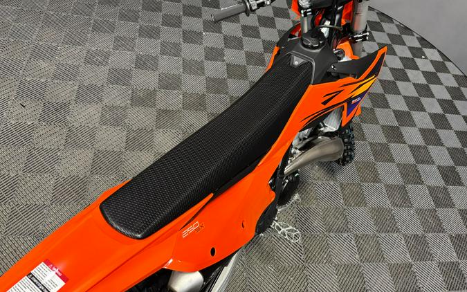 2026 KTM 250 SX