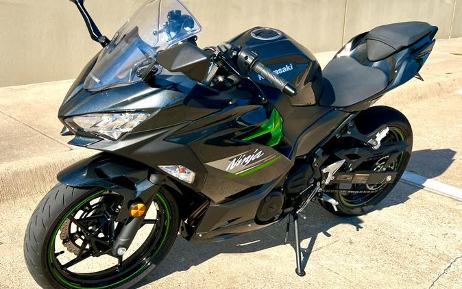 2023 Kawasaki Ninja 400