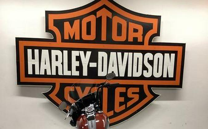 2024 Harley-Davidson® FLHCS - Heritage Classic