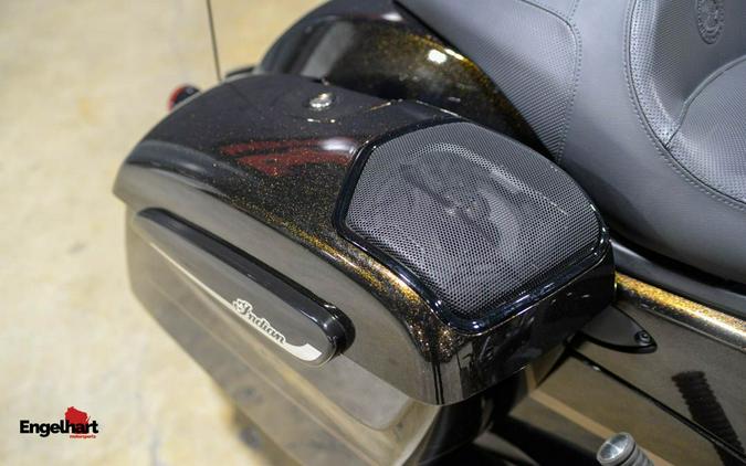 2024 Indian Motorcycle Challenger® Dark Horse® Icon with PowerBand Audio Package
