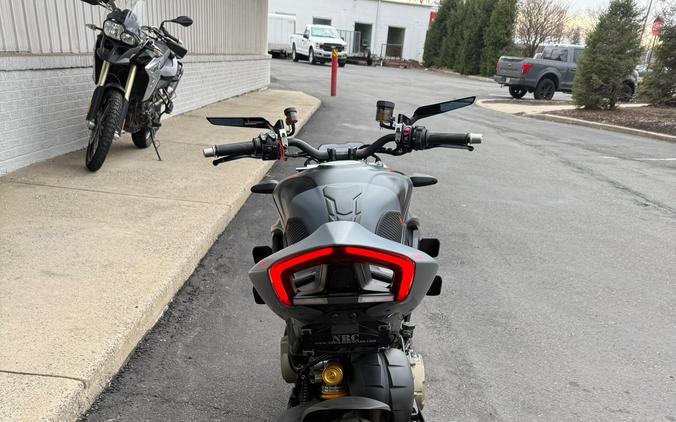 2024 Ducati Streetfighter V4 S