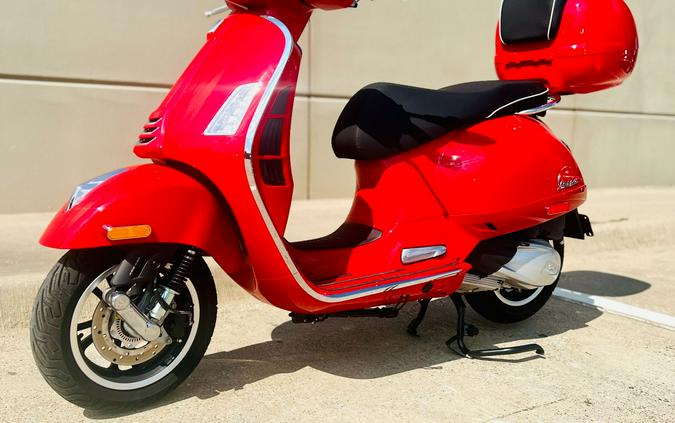 2024 Vespa GTS 300