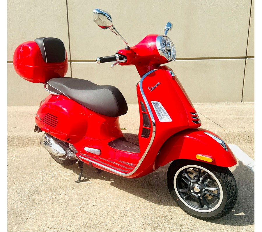 2024 Vespa GTS 300