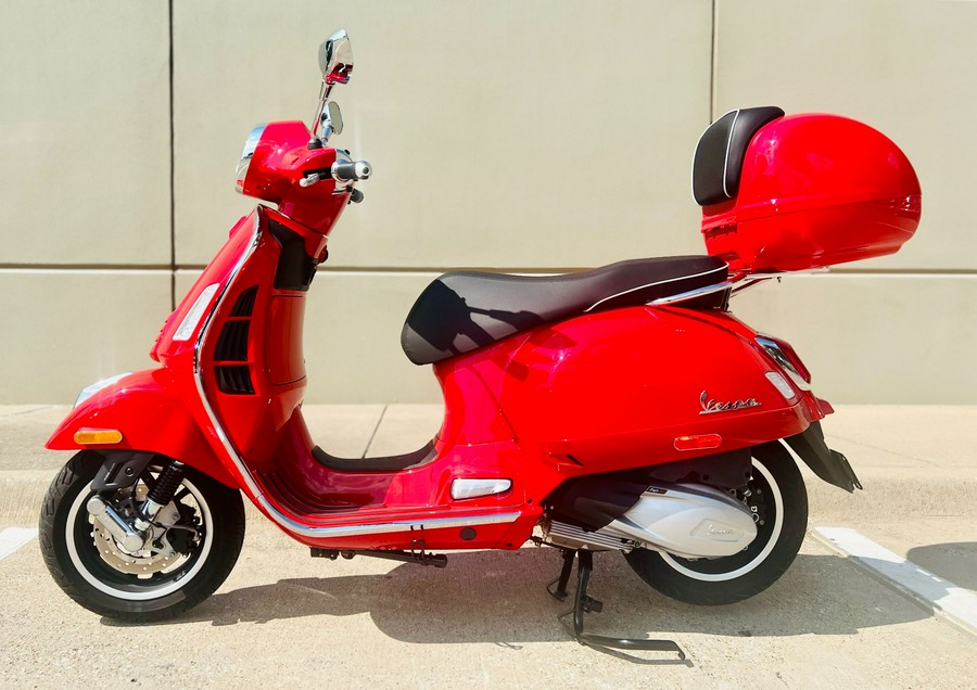 2024 Vespa GTS 300