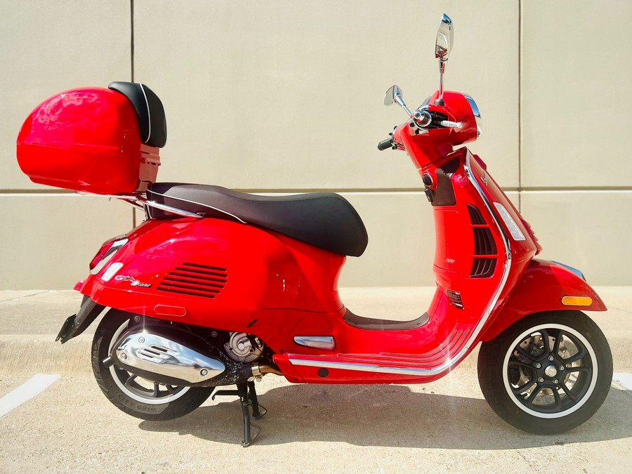 2024 Vespa GTS 300