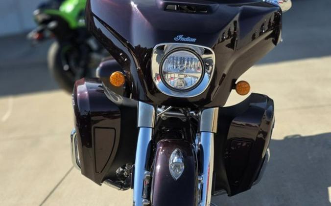 2022 Indian Motorcycle® Roadmaster® Limited Crimson Metallic