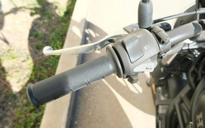 New 2025 HONDA SCL500