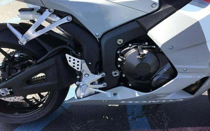 2026 HONDA CBR600RR