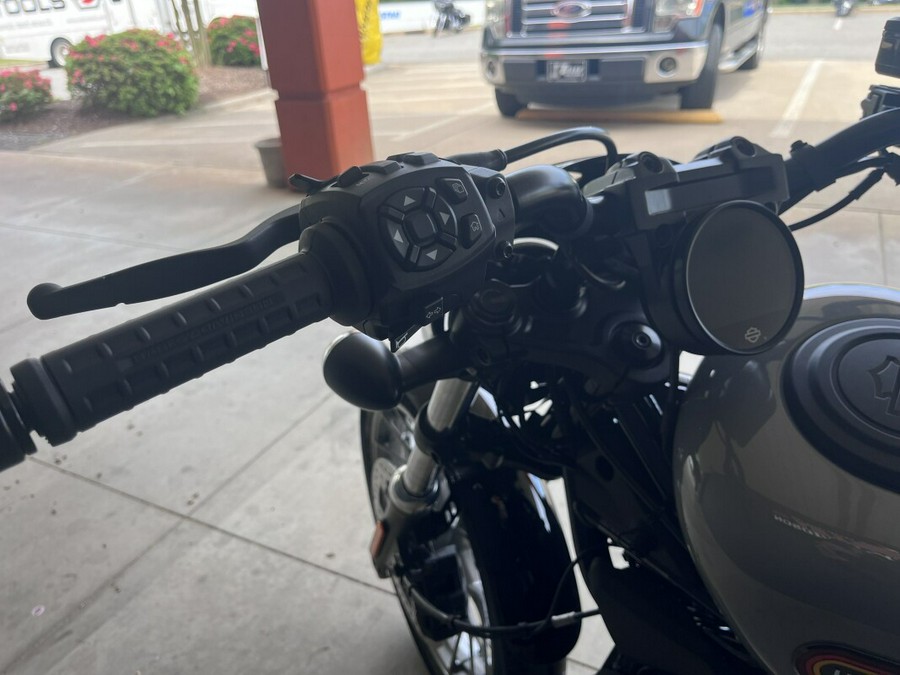 RH975S 2025 Nightster® Special