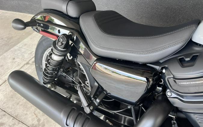 RH975S 2025 Nightster® Special