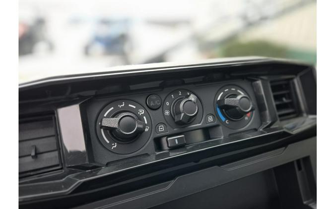 2025 Kawasaki RIDGE® XR Crew HVAC