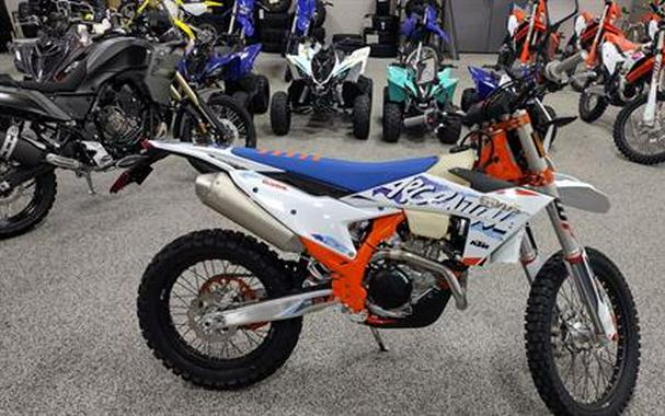 2024 KTM 500 EXC-F Six Days First Look [Fast Facts]