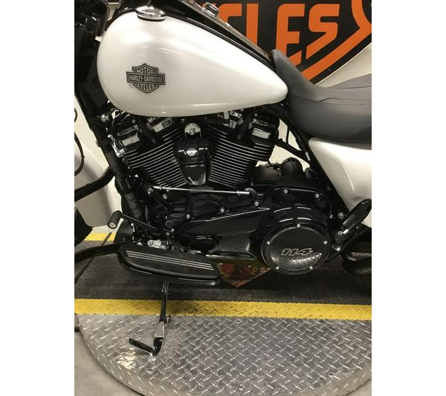 2024 Harley-Davidson® FLHRXS - Road King® Special