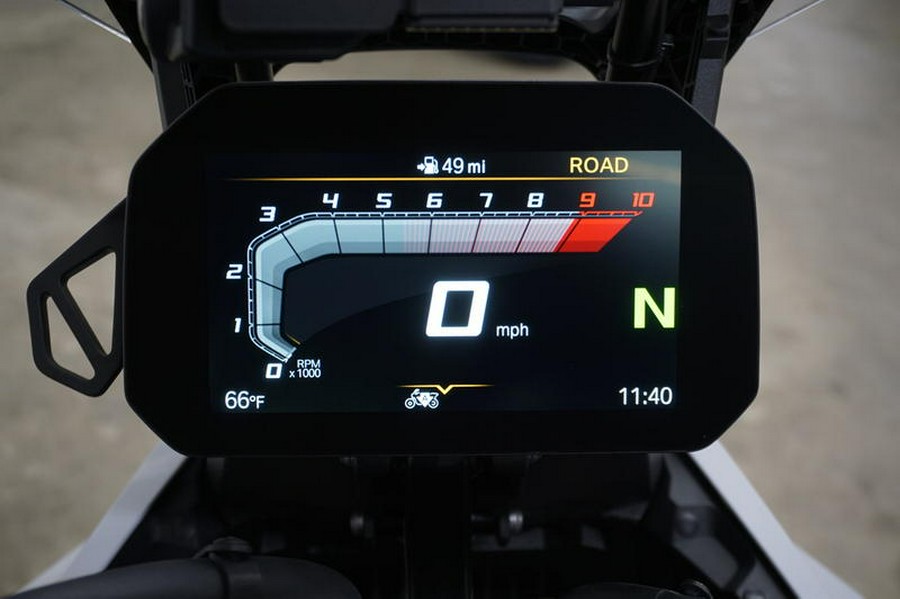 2025 BMW R 1300 GS Light White