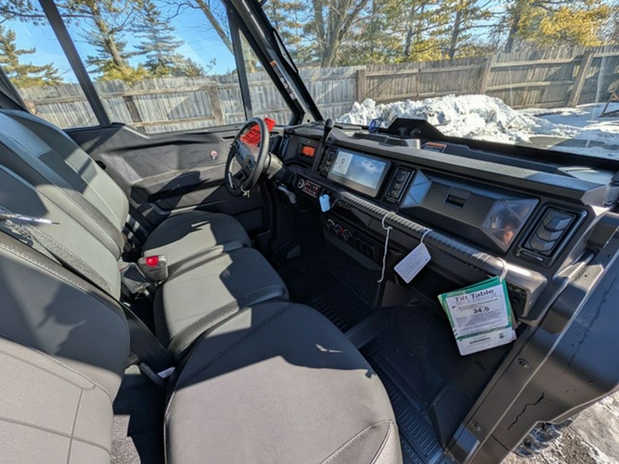 2026 Can-Am Defender MAX XT CAB HD11 With 10.25 In.Display