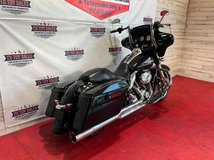 2012 Harley-Davidson Street Glide Base