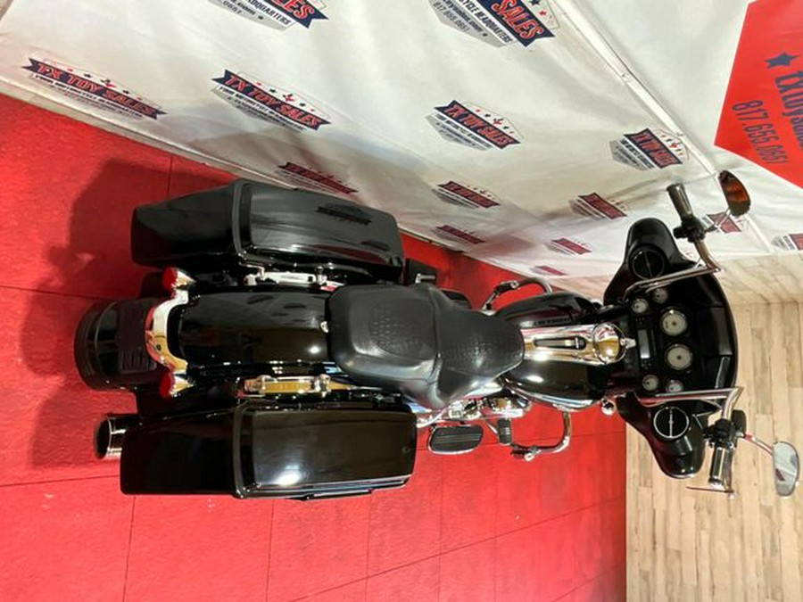 2012 Harley-Davidson Street Glide Base