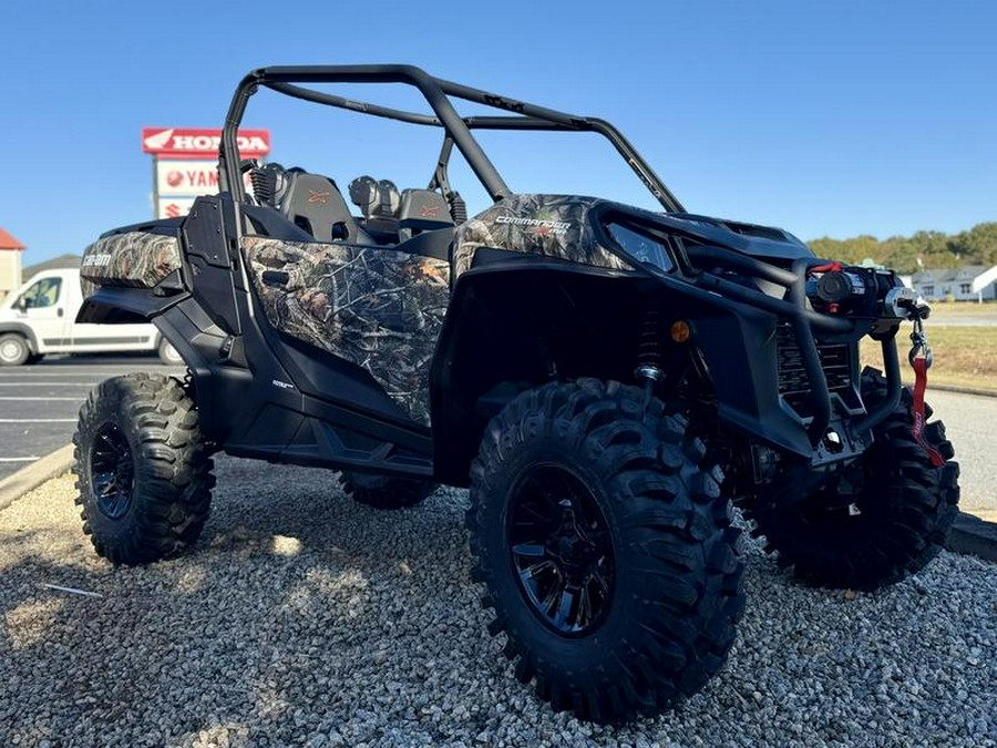 2026 Can-Am® Commander X mr 1000R Dark Wildland Camo