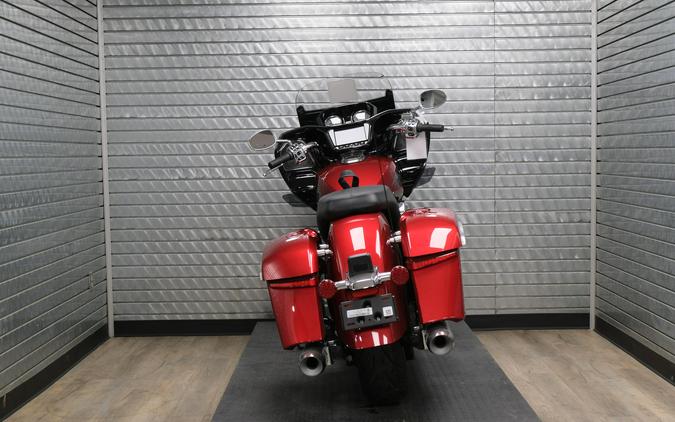 2025 INDIAN MOTORCYCLE CHALLENGER LIMITED 112 WITH POWERBAND AUDIO PACKAGE