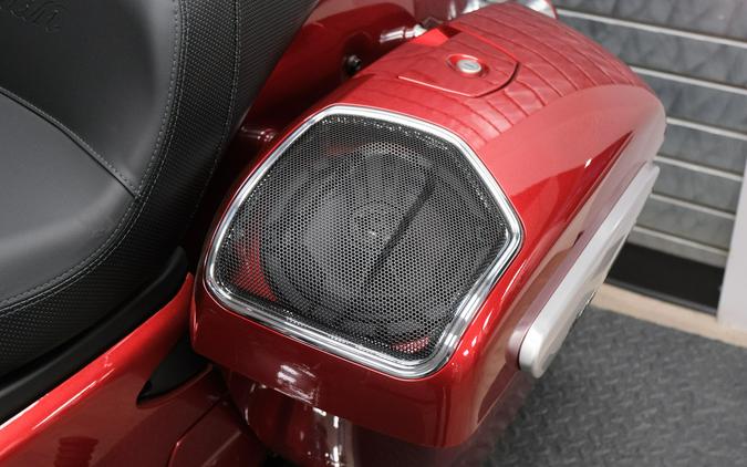 2025 INDIAN MOTORCYCLE CHALLENGER LIMITED 112 WITH POWERBAND AUDIO PACKAGE