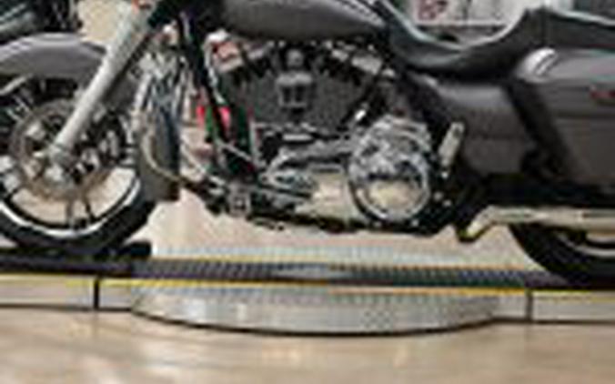 2016 Harley Davidson Street Glide Special