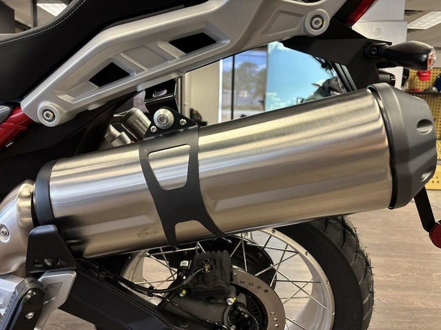 2027 Moto Guzzi V85 TT