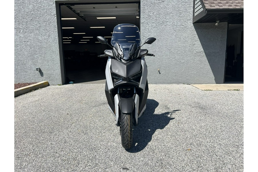 2024 Yamaha XMAX