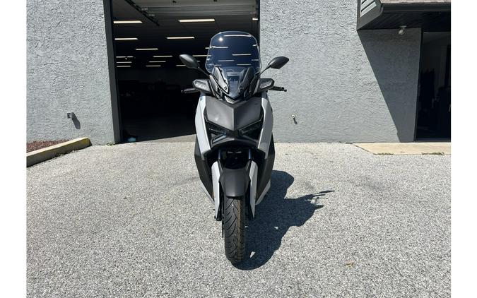 2024 Yamaha XMAX