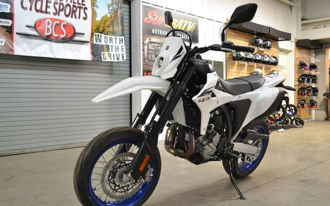 2025 Suzuki DR-Z 400SM