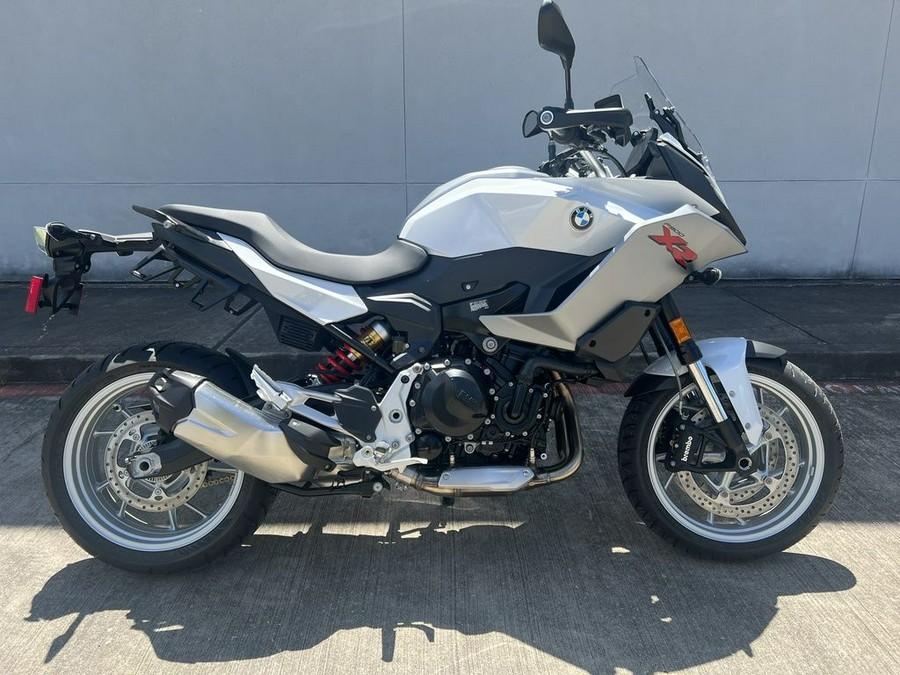 2023 BMW F 900 XR Light White