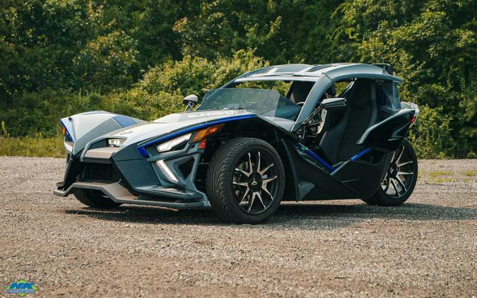 2020 Slingshot R Review (12 Fast Facts on 3 Wheels)