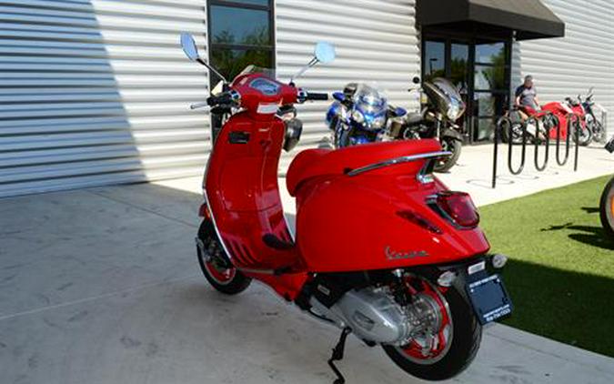 2023 Vespa Primavera 150 Red