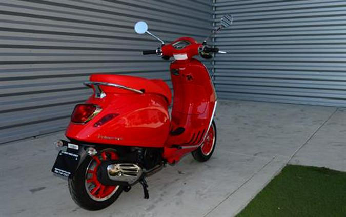 2023 Vespa Primavera 150 Red