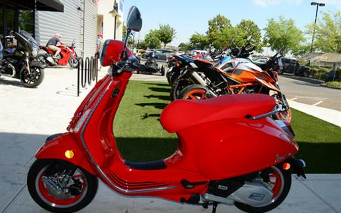 2023 Vespa Primavera 150 Red