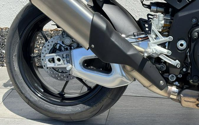 2026 Aprilia Tuono V4 Factory