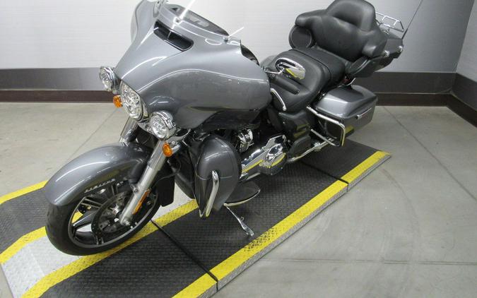 2022 Harley-Davidson® FLHTK - Ultra Limited