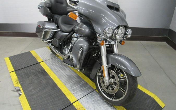 2022 Harley-Davidson® FLHTK - Ultra Limited