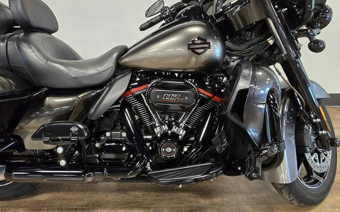 2018 Harley-Davidson® FLHTKSE - CVO™ Limited