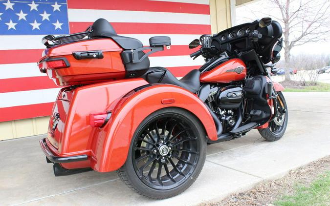 2025 Harley-Davidson® FLHTCUTG - Tri Glide® Ultra