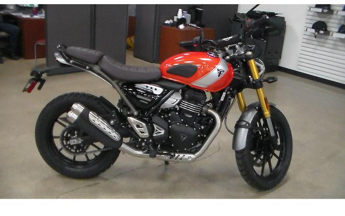 2026 Scrambler 400 X - Triumph