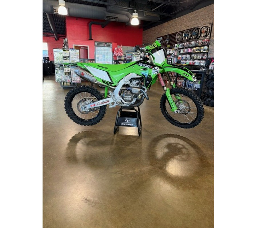 2025 KX™ 450 - Kawasaki