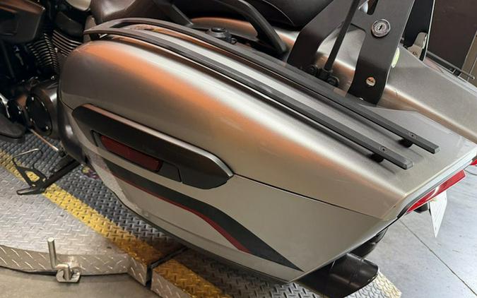 2018 Yamaha Star Eluder GT Option Package