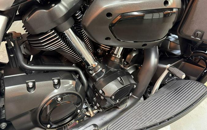 2018 Yamaha Star Eluder GT Option Package