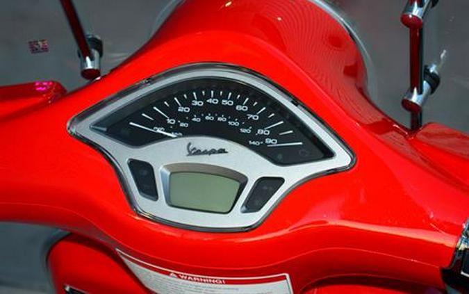 2023 Vespa Primavera 150 Red