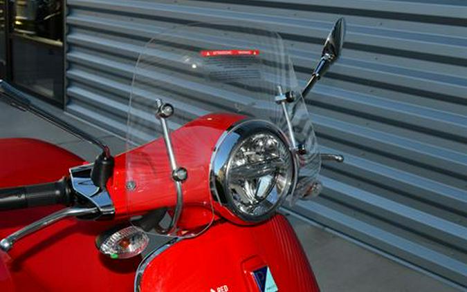 2023 Vespa Primavera 150 Red