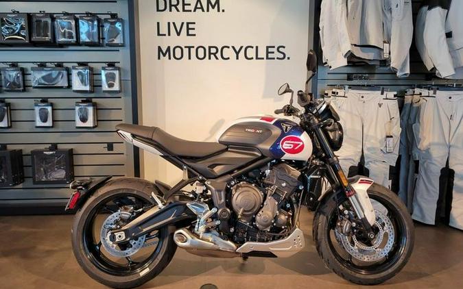 2025 Triumph TRIDENT 660 TRIPLE TRIB