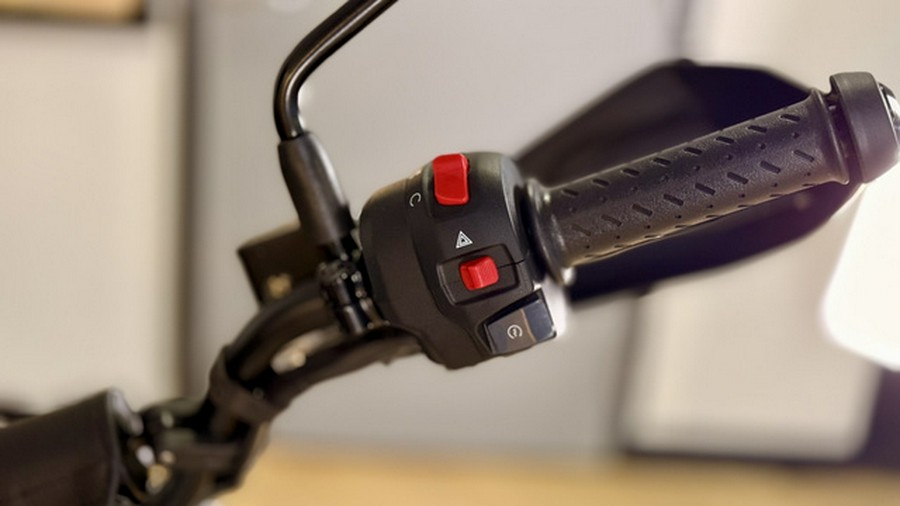 2025 Triumph Scrambler 400 X - Urban Edition