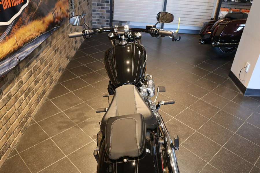 2019 Breakout® 114 (FXBRS)